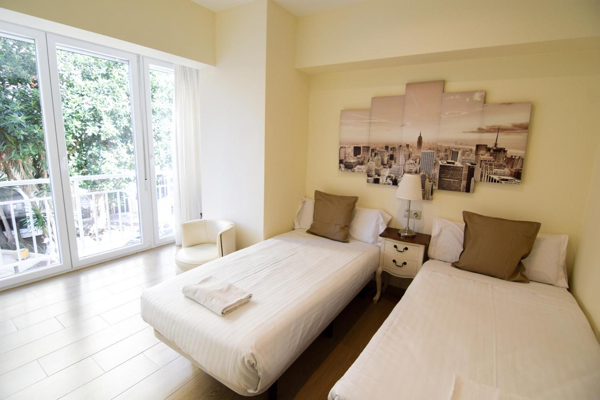 Malagueta Beachside Charm Appartement Málaga Buitenkant foto