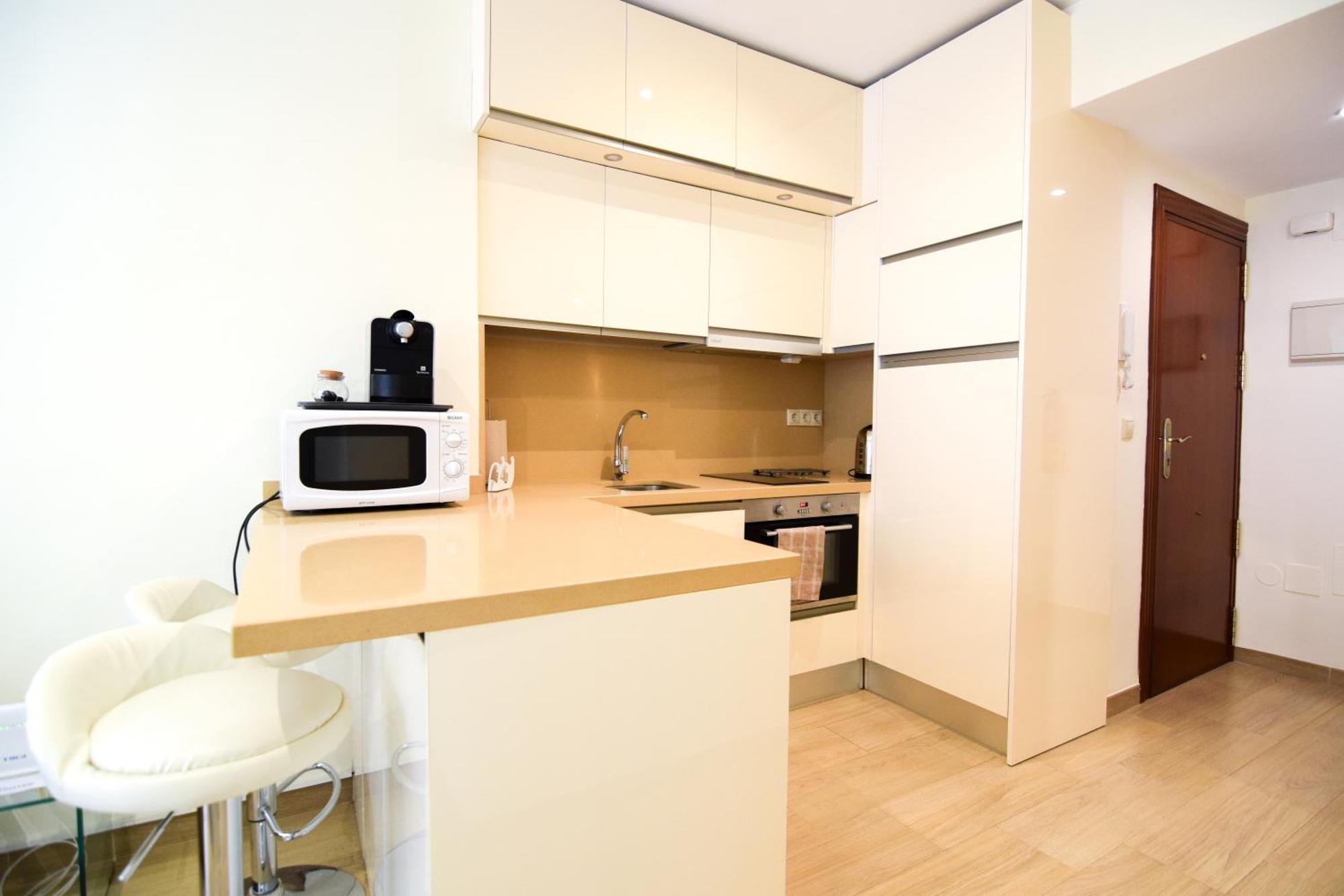 Malagueta Beachside Charm Appartement Málaga Buitenkant foto