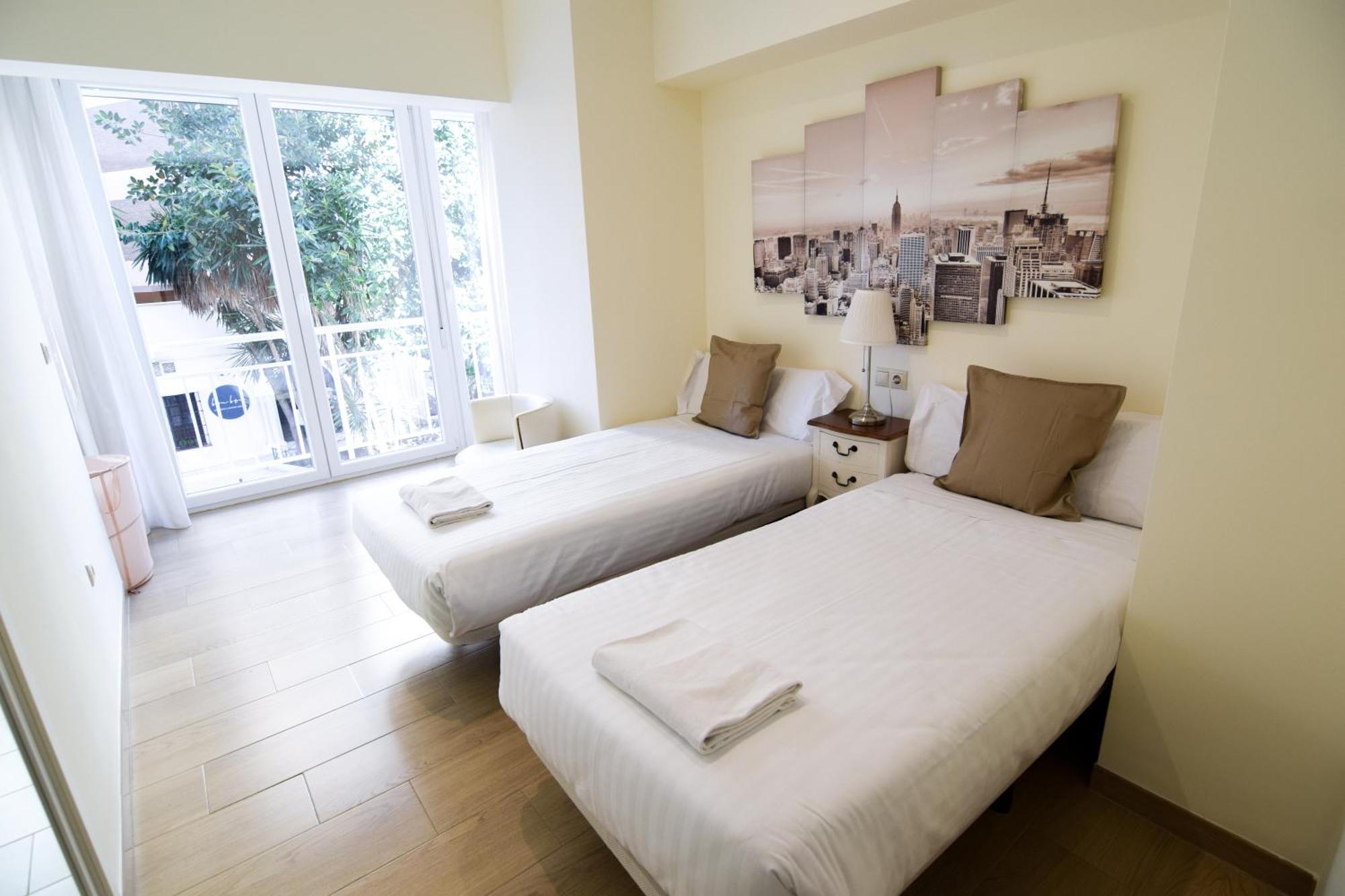 Malagueta Beachside Charm Appartement Málaga Buitenkant foto
