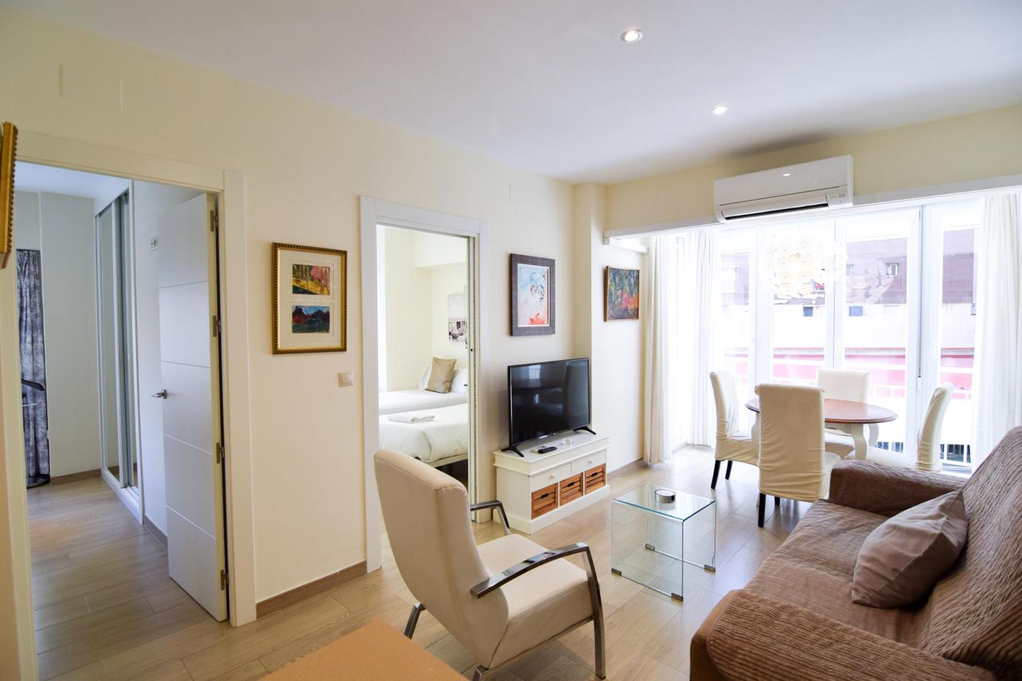 Malagueta Beachside Charm Appartement Málaga Buitenkant foto